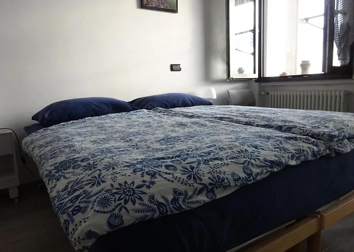 Проживание в семье Brunate98 Комо